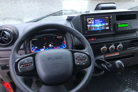 Mitsubishi Fuso Canter 7c18 PLATAFORMA FOIMA