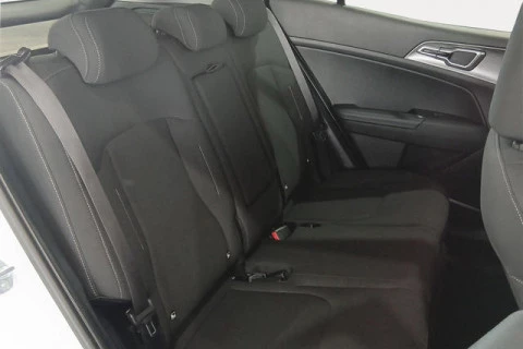 Kia Sportage 1.6 CRDi MHEV Business 4x2 DCT 100 kW (136 CV)