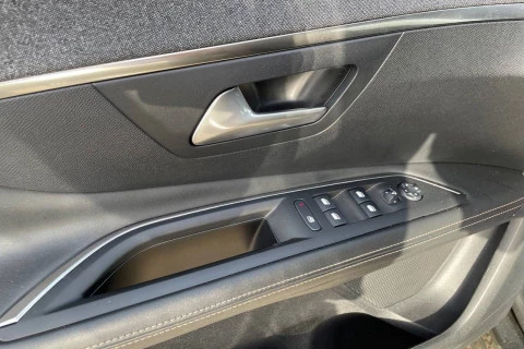 Peugeot 3008 1.2 PureTech 96KW S&S GT Line EAT8