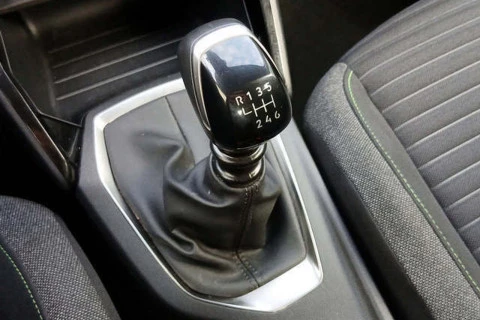 Peugeot 208 Active Puretech 100