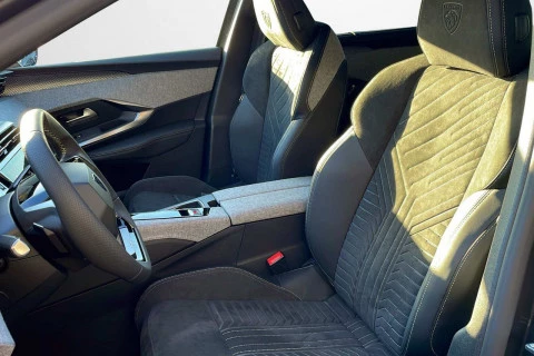 Peugeot 5008 Hybrid 1.2 107KW GT eDCS6