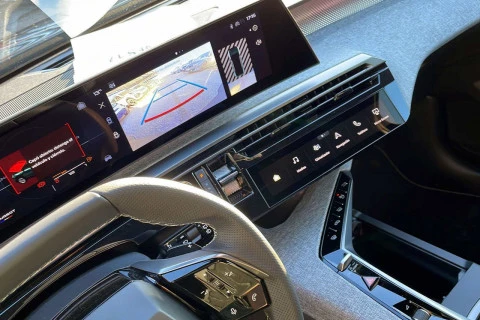 Peugeot 5008 Hybrid 1.2 107KW GT eDCS6