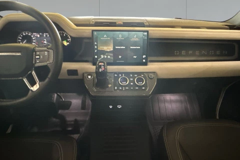 Land Rover Defender 110 D200 MHEV Standard 4WD Auto 147 kW (200 CV)