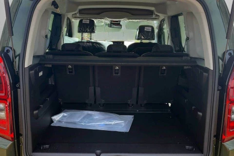 Opel Combo 100 Cv 1.5 Td S/S MT6 €6.4