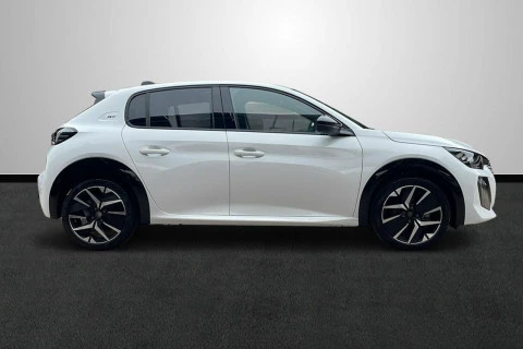 Peugeot 208 GT HYBRID 145 eDCS6