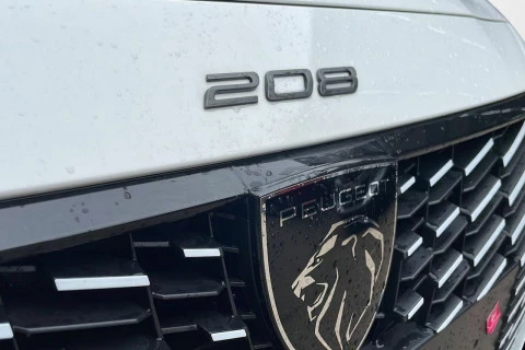 Peugeot 208 GT HYBRID 145 eDCS6
