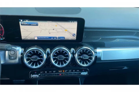 Mercedes-Benz GLB GLB 200 d