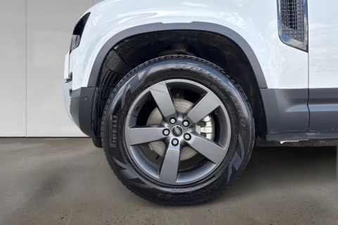 Land Rover Defender 110 3.0D I6 250 MHEV Auto 4WD 183 kW (249 CV)