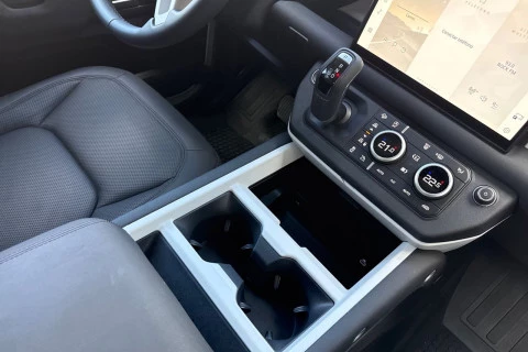 Land Rover Defender 110 3.0D I6 250 MHEV Auto 4WD 183 kW (249 CV)