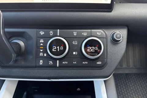 Land Rover Defender 110 3.0D I6 250 MHEV Auto 4WD 183 kW (249 CV)