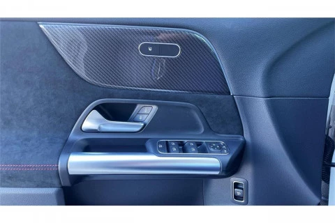 Mercedes-Benz GLA GLA 250 e con tecnología híbrida EQ