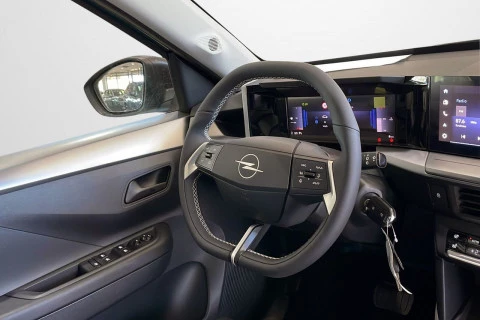 Opel Frontera 1.2T XHT Hybrid eDCT6 100kW Edition