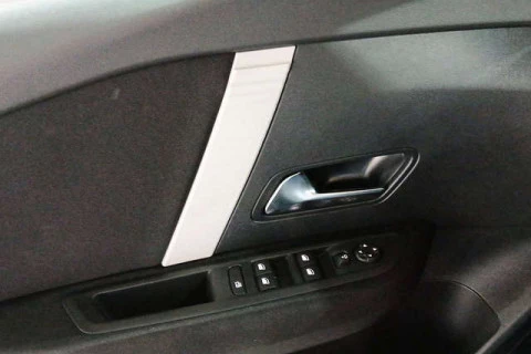 Citroën C4 Hybrid 145 Business Edition e-DCS6 107 kW (145 CV)