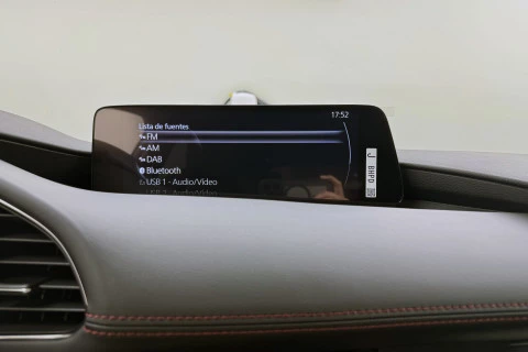 Mazda3 2.5L E-SKY G MHEV 103kW Homura