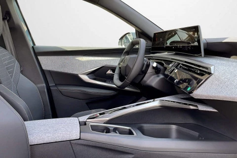 Peugeot 5008 Hybrid 1.2 107KW Allure eDCS6