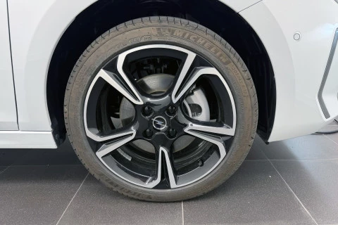 Opel Corsa 1.2T XHLHybrid 81kW GS eDCT