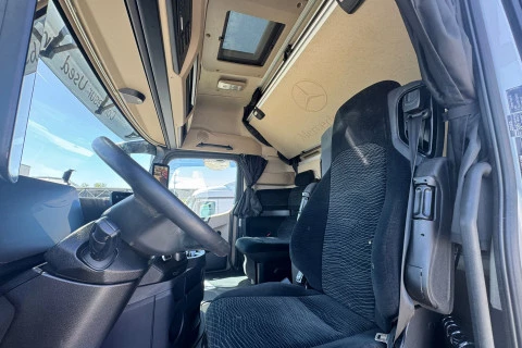 Mercedes-Benz Actros 1848 LS