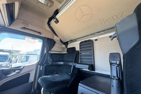 Mercedes-Benz Actros 1848 LS