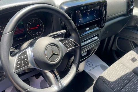 Mercedes-Benz Vito 116CDI AT 120kW Tourer Select Larga