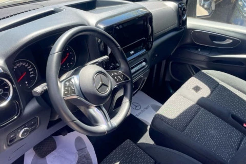 Mercedes-Benz Vito 116CDI AT 120kW Tourer Select Larga