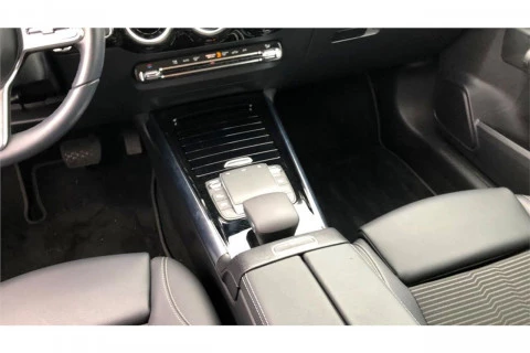 Mercedes-Benz GLA GLA 180