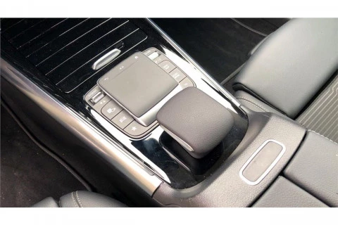 Mercedes-Benz GLA GLA 180