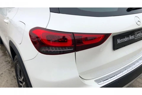 Mercedes-Benz GLA GLA 180