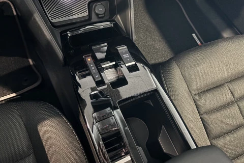 Citroën C4 Hybrid 145 ë-DCS6 Collection