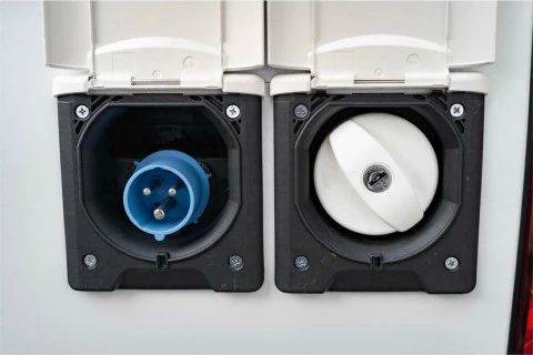 Mercedes-Benz Sprinter 906BB35