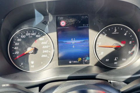 Mercedes-Benz Vito 114CDI AT 100kW Tourer Select Larga