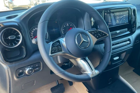 Mercedes-Benz Vito 114CDI AT 100kW Tourer Select Larga