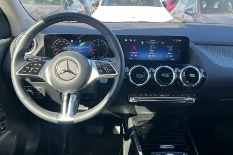 Mercedes-Benz GLA GLA 200 D