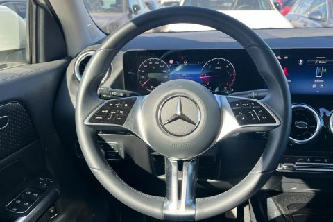 Mercedes-Benz GLA GLA 200 D