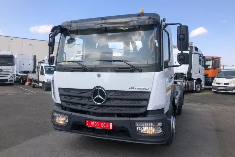 Mercedes-Benz Atego 1224 + GANCHO JIMECA 8 TON.