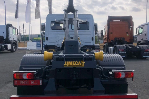 Mercedes-Benz Atego 1224 + GANCHO JIMECA 8 TON.