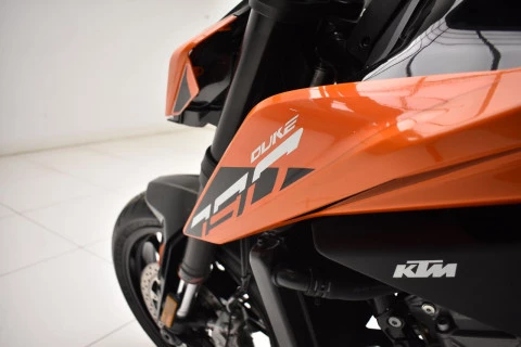 KTM 790 Duke 