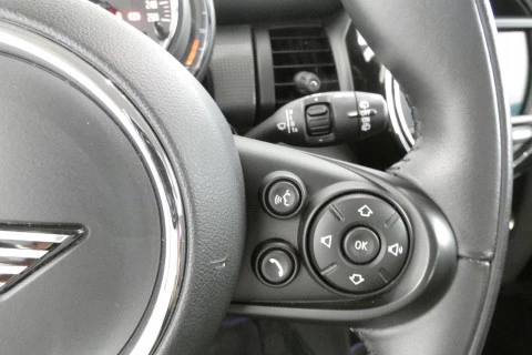 MINI Mini F55 Mini Cooper Aut.