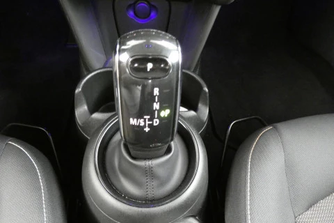 MINI Mini F55 Mini Cooper Aut.