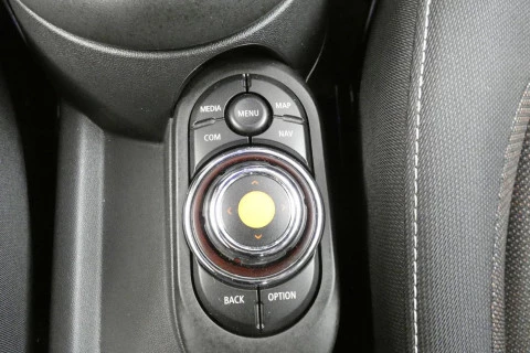 MINI Mini F55 Mini Cooper Aut.