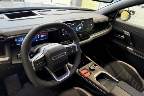 Jeep Compass Full Electric Jeep Compass BEV Altitude