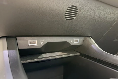 Jeep Compass Full Electric Jeep Compass BEV Altitude