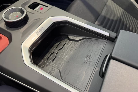 Jeep Compass Full Electric Jeep Compass BEV Altitude