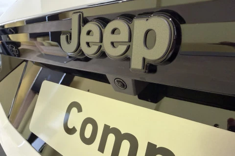 Jeep Compass Full Electric Jeep Compass BEV Altitude