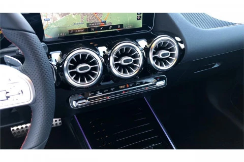 Mercedes-Benz GLA GLA 250 e