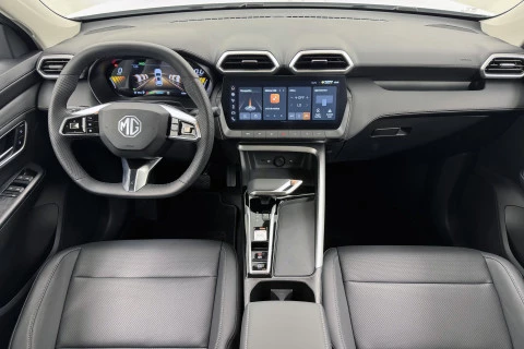 MG ZS Hybrid+ Luxury