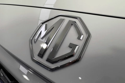 MG ZS Hybrid+ Luxury