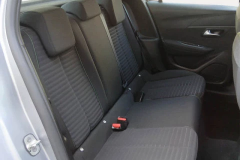 Peugeot 208 PureTech 100 Active 75 kW (100 CV)