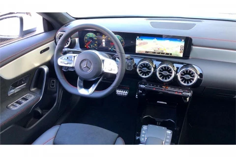 Mercedes-Benz CLA CLA 180