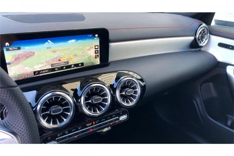 Mercedes-Benz CLA CLA 180