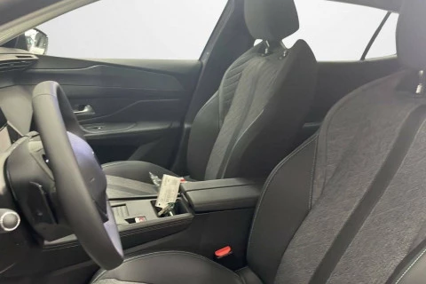 Peugeot 408 408 Allure Puretech 130 EAT8